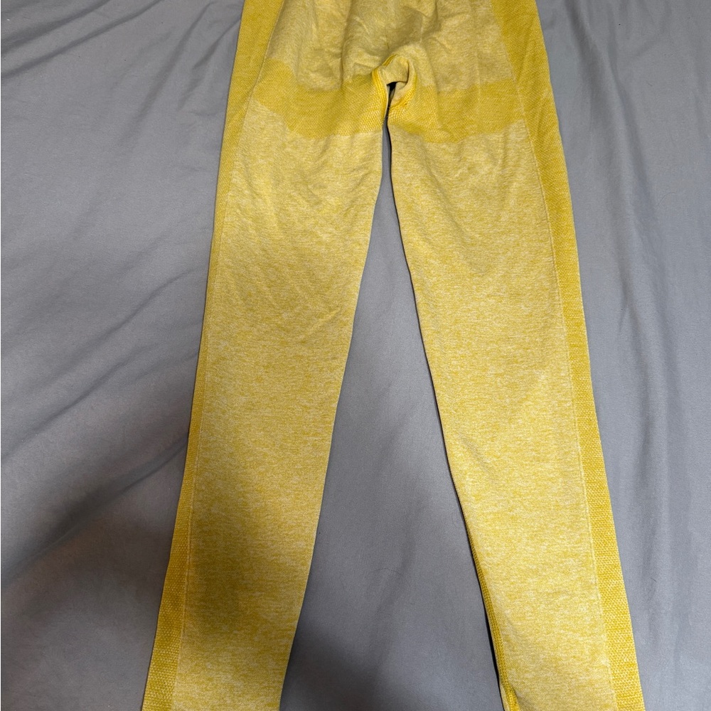 Vibrant GymShark Yellow Leggings